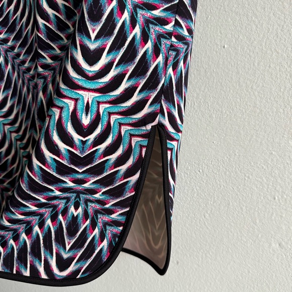 Bisou Bisou Midi Skirt Womens X-Small XS Multicolor Chevron Side Slit Stretch - Picture 3 of 5